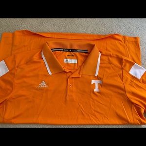 University ofTennessee golf shirt